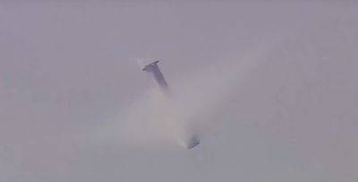 denis19 - SpaceX опубликовала видео с мягкой посадкой Super Heavy в Мексиканском заливе - habr.com
