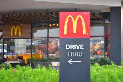 TravisMacrif - McDonald's прекращает тесты ИИ в своих системах обслуживания за рулём - habr.com