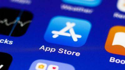 TravisMacrif - Apple не пропустила в App Store ещё два приложения эмуляторов ПК для iPhone и iPad - habr.com - Ес
