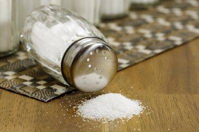 ТОП-4 признака, что вы злоупотребляете солью, назвали специалисты - cursorinfo.co.il