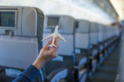 Почему спать во время взлета и посадки самолета категорически запрещено, рассказала стюардесса - cursorinfo.co.il