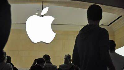 Илон Маск - Apple предупредила об угрозе владельцев iPhone в 98 странах - zakon.kz - США - Индия