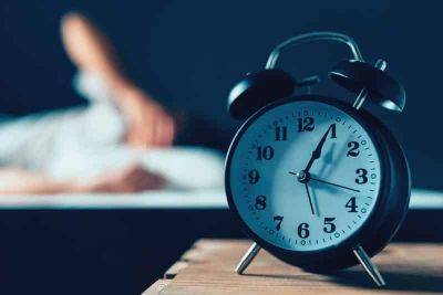 Как снова заснуть после резкого пробуждения среди ночи, рассказали эксперты - cursorinfo.co.il