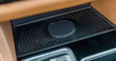 Магнит, 15 Вт и охлаждение: Nissan внедряет беспроводную зарядку Qi2 в американские модели - gagadget.com - США
