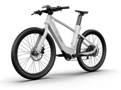 Mercedes выпустила e-bike Mercedes-AMG F1 City Edition за $4000: скорость до 45 км/ч и смарт-шлем - gagadget.com