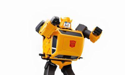 Новый робот Bumblebee от Robosen может сам трансформироваться и ездить по дому - chudo.tech - Новости