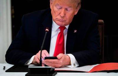 Трамп планирует выпускать смартфоны под своим именем - ilenta.com - США