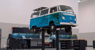 Volkswagen восстанавливает старенький T2, переживший калифорнийские пожары в январе 2025-го - gagadget.com - шт. Калифорния