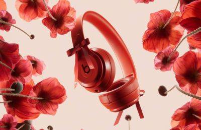Apple выпустила наушники Beats Solo 4 в версии JENNIE Special Edition - ilenta.com - Китай - Южная Корея - США - Англия - Япония