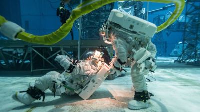 TravisMacrif - Скафандр AxEMU от Axiom Space для лунной программы НАСА «Артемида» прошёл внутреннюю техническую проверку - habr.com