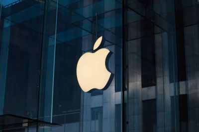 Тим Кук - Марк Гурман - runawayllm - Apple готовит AI-очки в четырех дизайнах — выход в 2027-м - habr.com - Россия