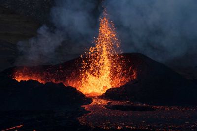 Туристка упала в вулкан, но ее оставили умирать одну (ФОТО) - cursorinfo.co.il - Рио-Де-Жанейро - Индонезия