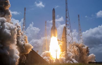Илон Маск - TravisMacrif - SpaceX предупредила регулятора, что запуски спутников Amazon Leo создали риск столкновения с группировкой Starlink - habr.com - США