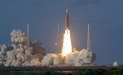 Почему космические ракеты не летят по прямой – физика выхода на орбиту - cursorinfo.co.il